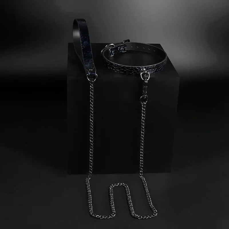 Black Crocodile Pattern Leather BDSM Collars